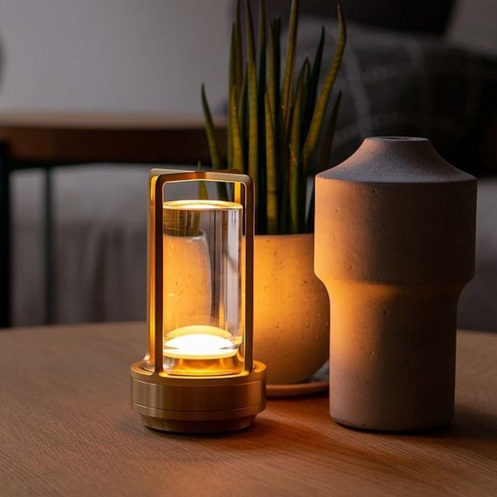 Dimmable Crystal Table Lamp